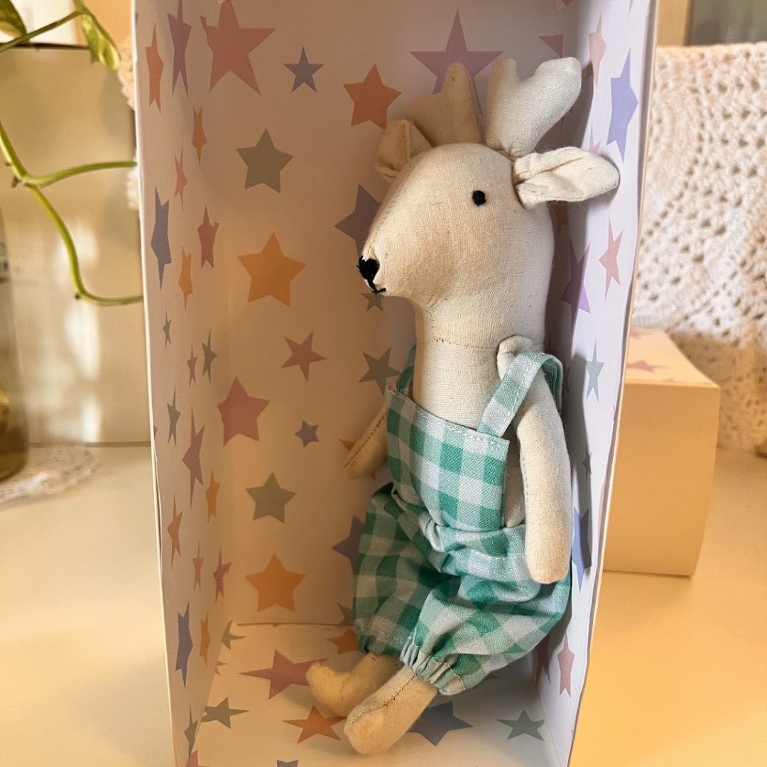 Mr And Miss Deer (Iven and Mimi) Gift Box