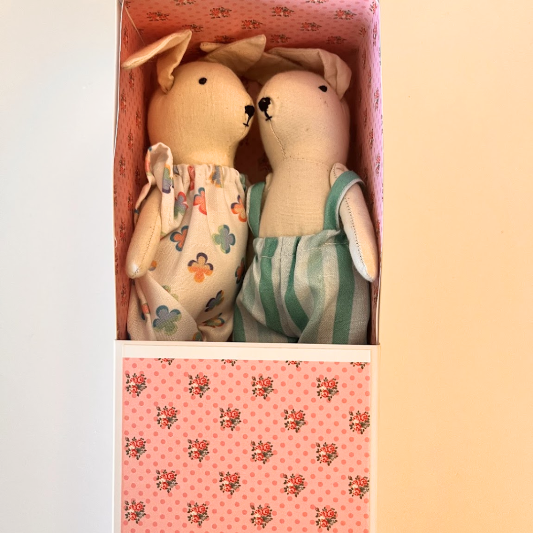 Mr And Miss Bunny ( Noah & Lyla) Gift Set