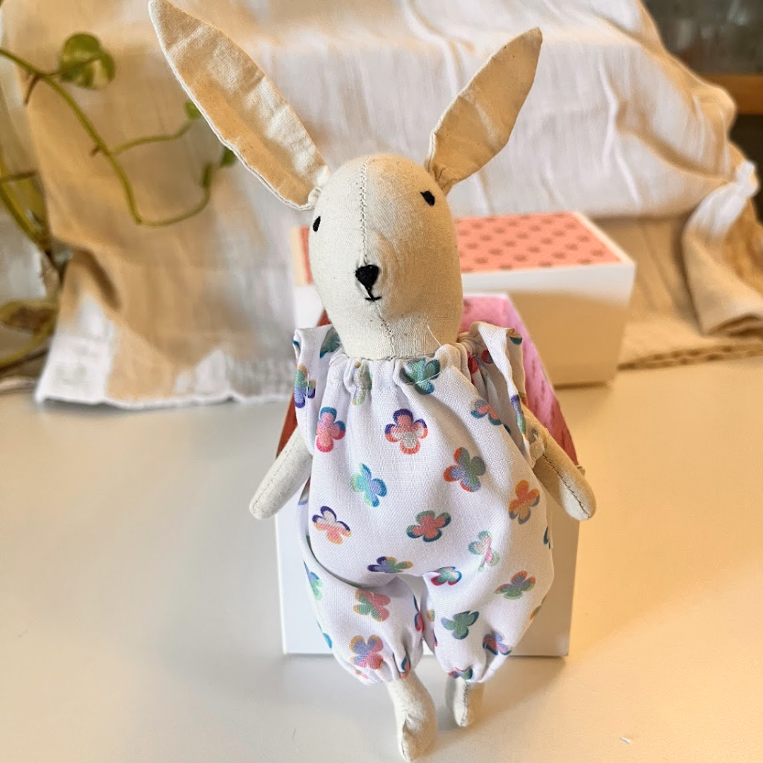 Mr And Miss Bunny ( Noah & Lyla) Gift Set