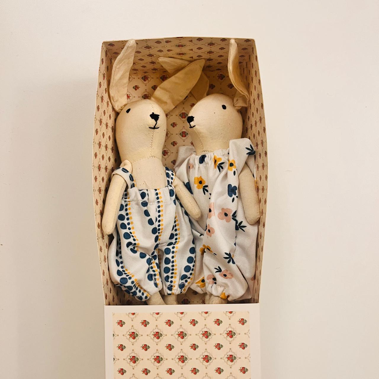 Mr And Miss Bunny ( Noah & Lyla) Gift Set