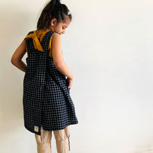 Load image into Gallery viewer, Molly Children Pinafore Apron
